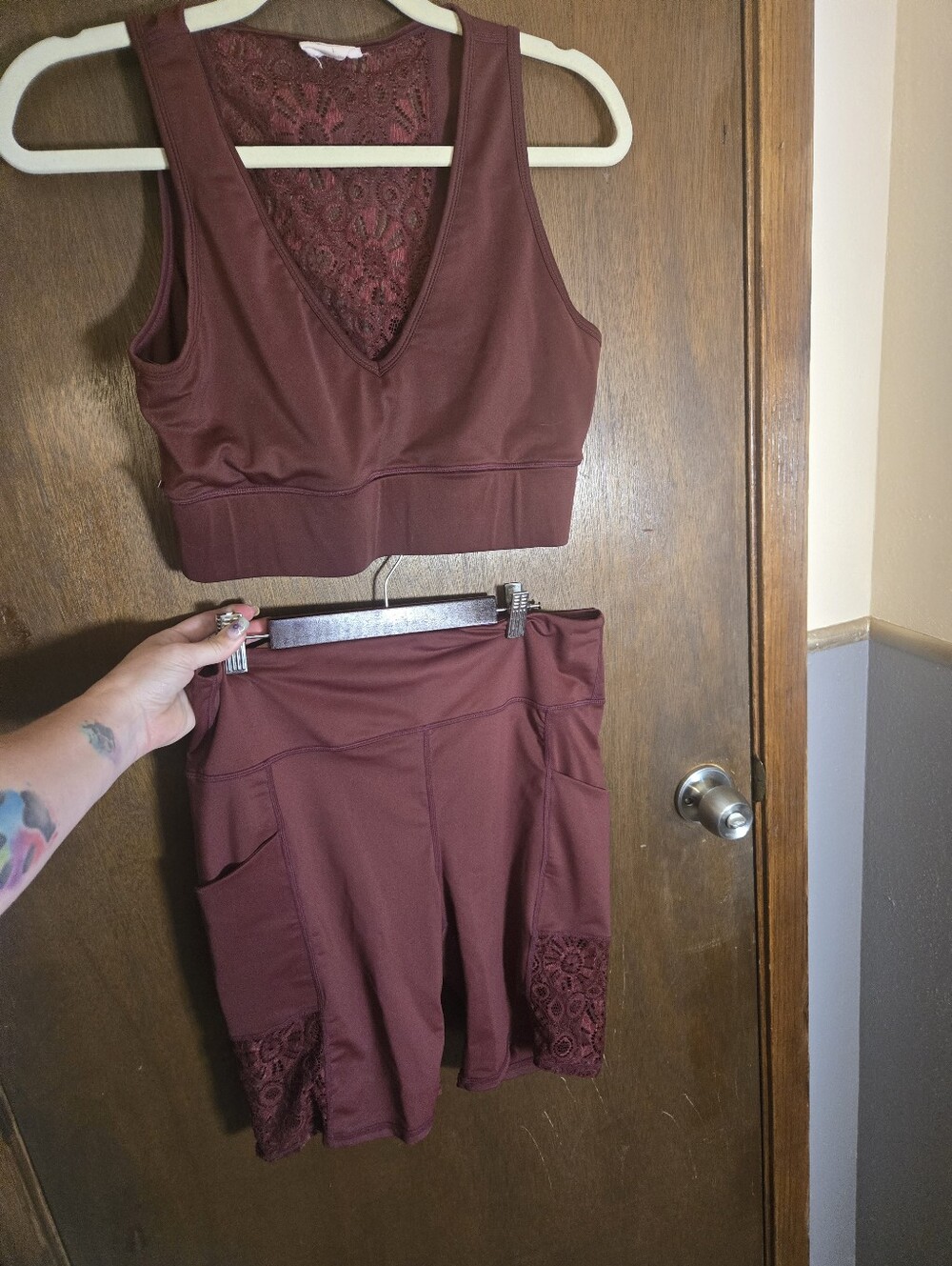 Lace-Back Sports Bra & High-Waist Bike Shorts Set — Deep Wine Joyfolie Large